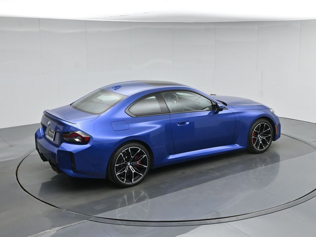 Used 2025 BMW M2 image 40