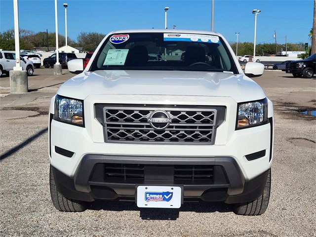 Used 2023 Nissan Frontier SV image 18