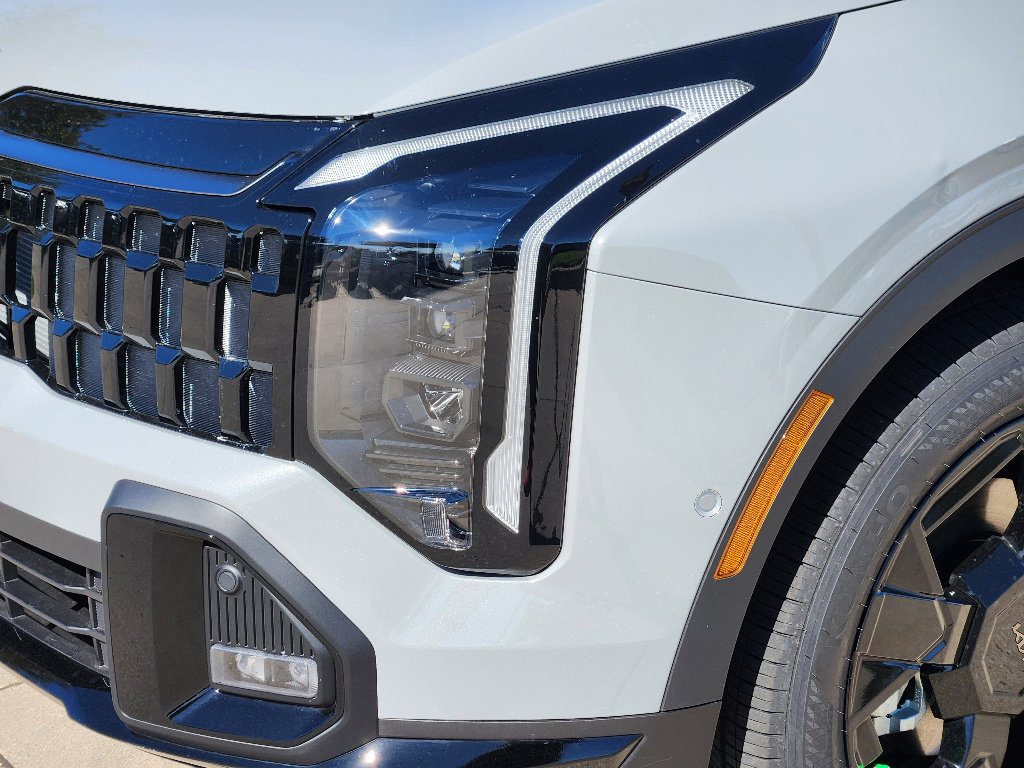 New 2026 Kia Sportage X-Line w/ X-Line Technology Package image 6