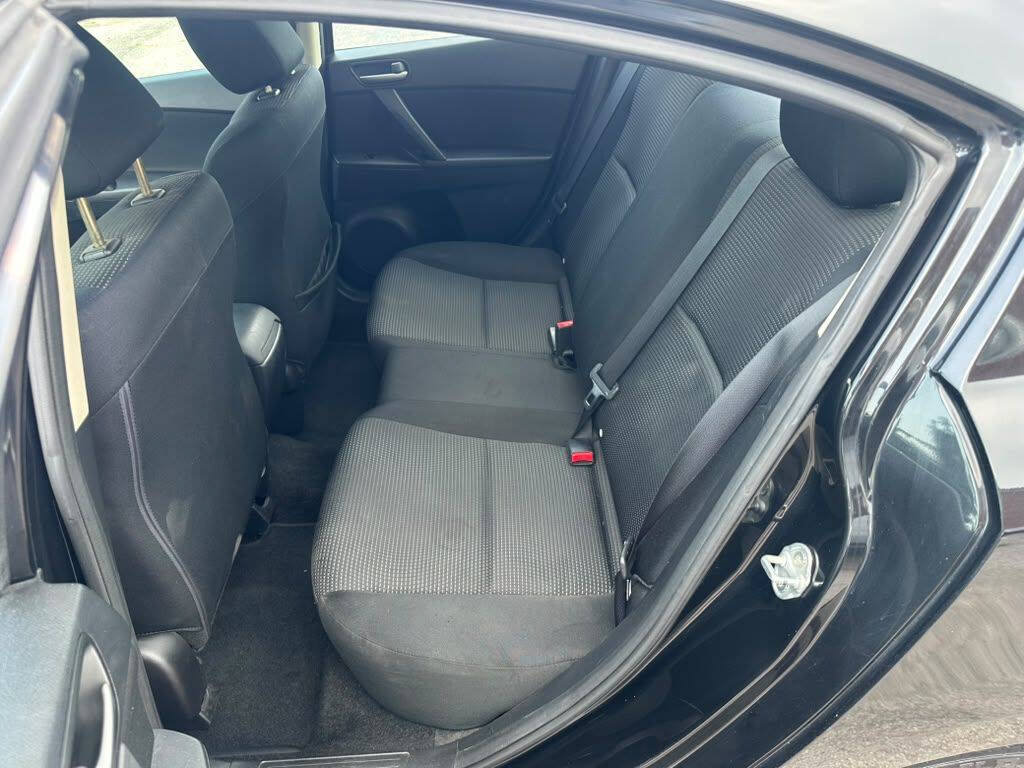 Used 2012 MAZDA MAZDA3 i Sport FWD image 18