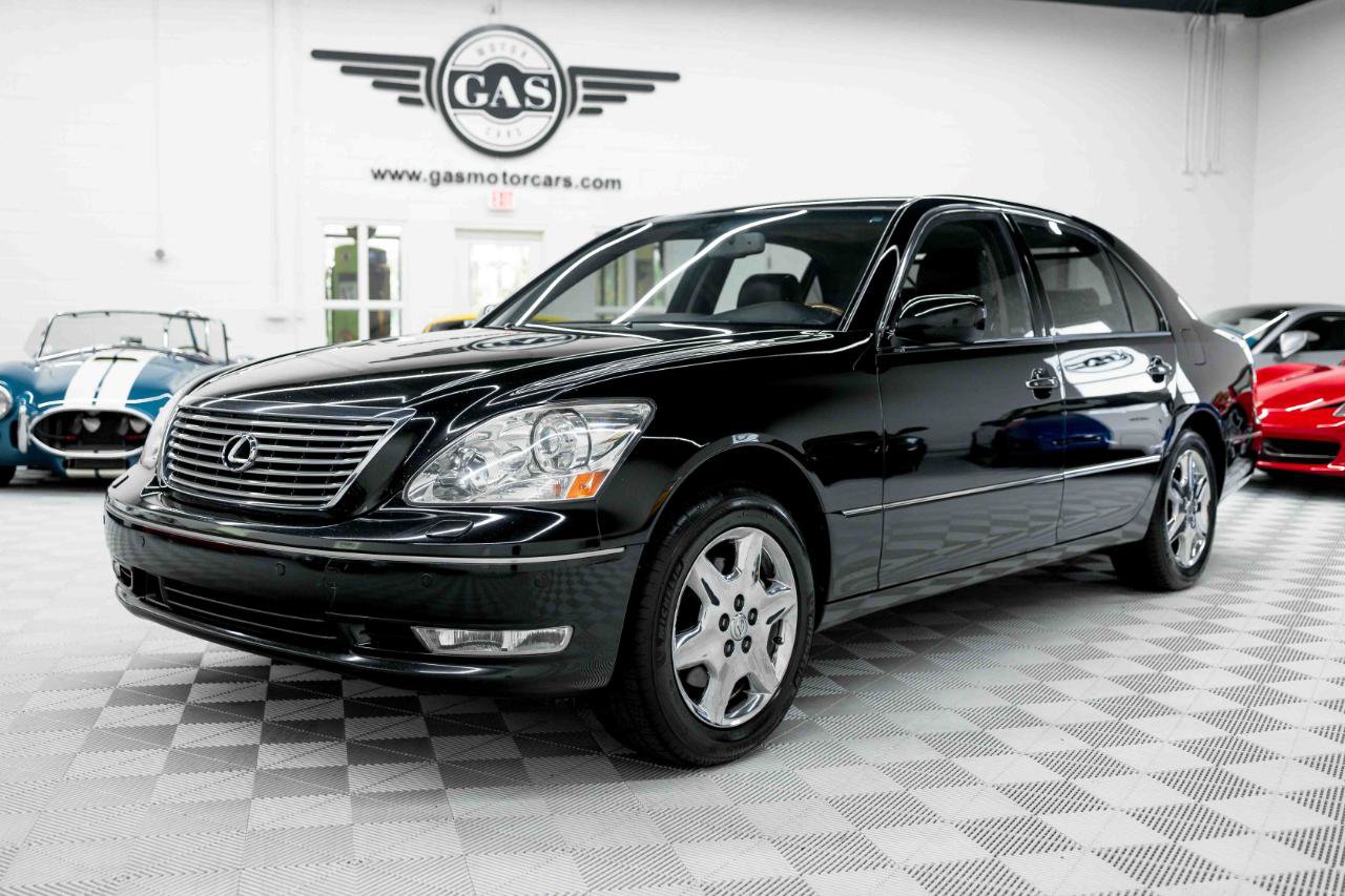 Used 2004 Lexus LS 430 RWD image 3