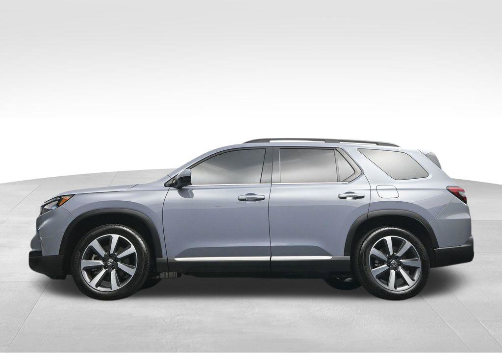 Used 2025 Honda Pilot Touring image 43