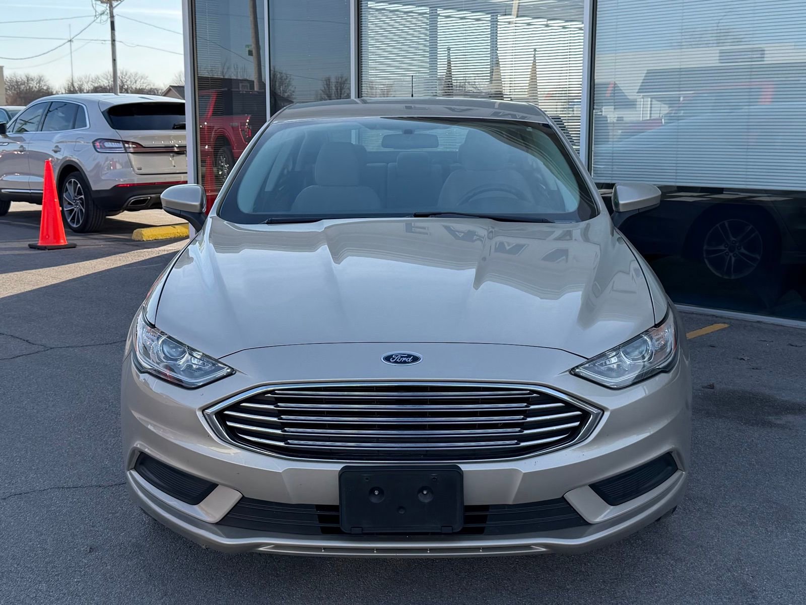 Used 2018 Ford Fusion S image 2