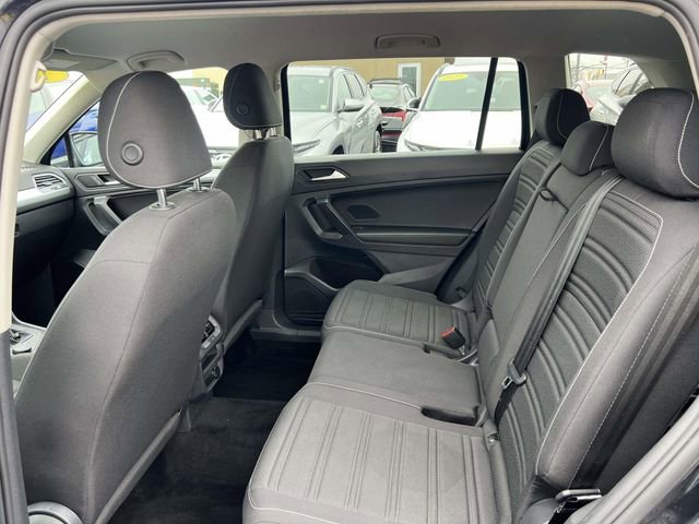Used 2022 Volkswagen Tiguan S image 10