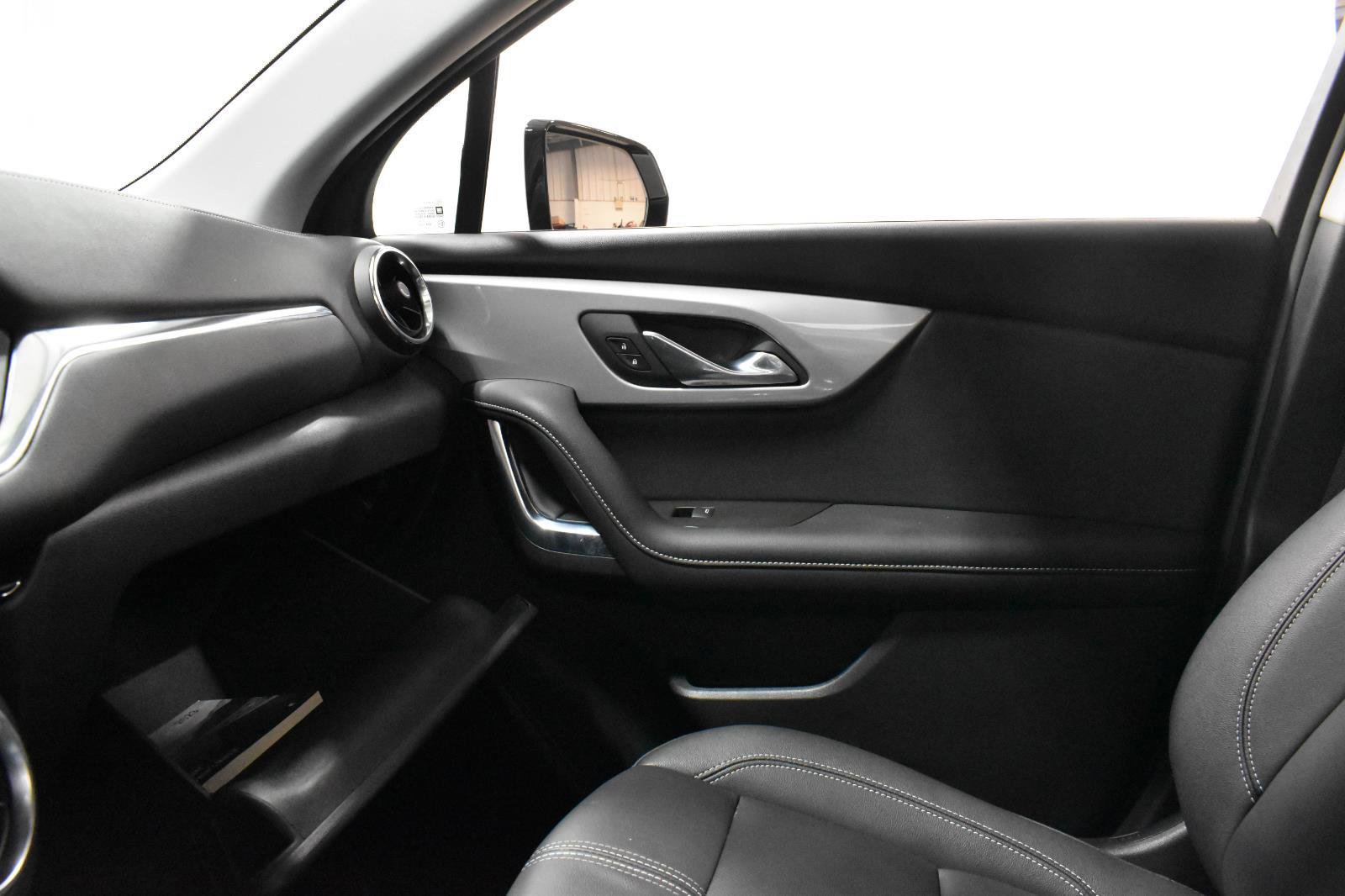 Used 2023 Chevrolet Blazer LT w/ LPO, Floor Liner Package image 22