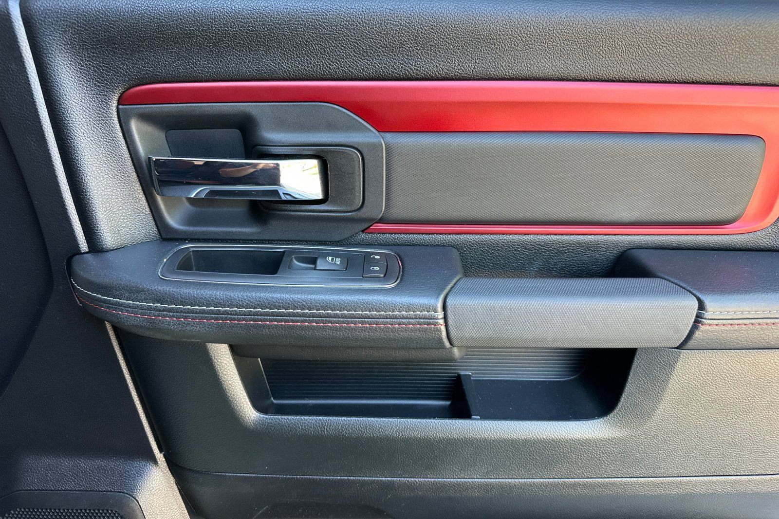 Used 2016 RAM 1500 Rebel w/ Luxury Group AWD/4WD image 22