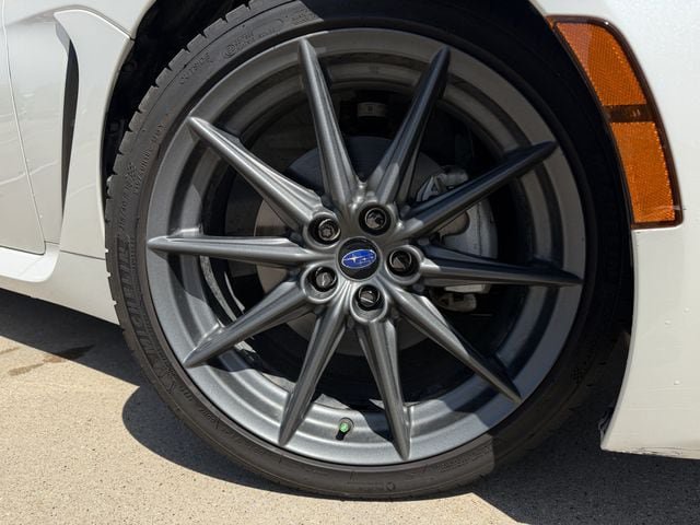 Used 2025 Subaru BRZ Limited RWD image 9