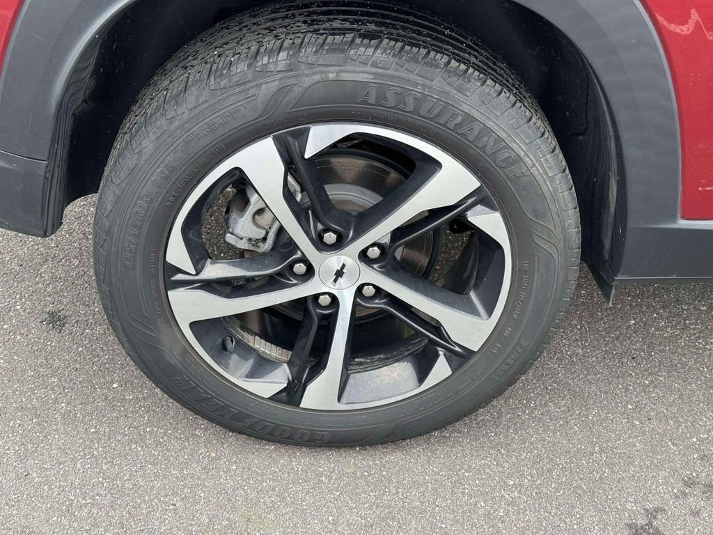 Used 2024 Chevrolet Trax RS w/ Driver Confidence Package FWD image 10