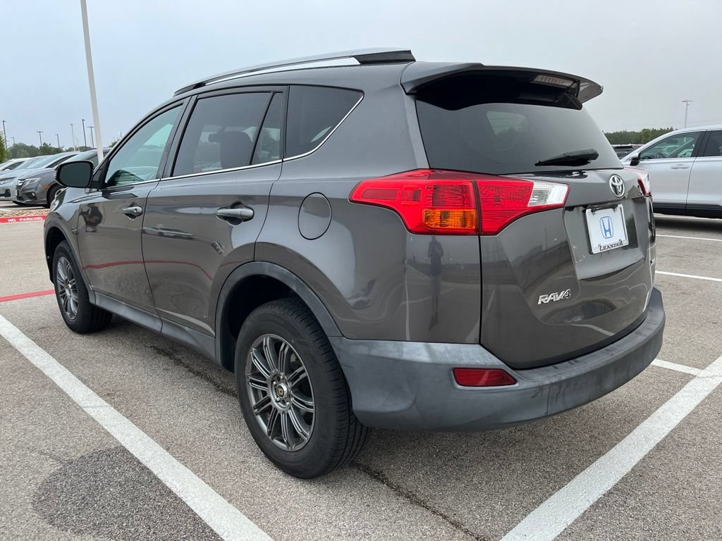 Used 2015 Toyota RAV4 XLE FWD image 6
