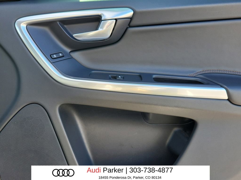 Used 2017 Volvo XC60 T6 Dynamic w/ Climate Package AWD/4WD image 13