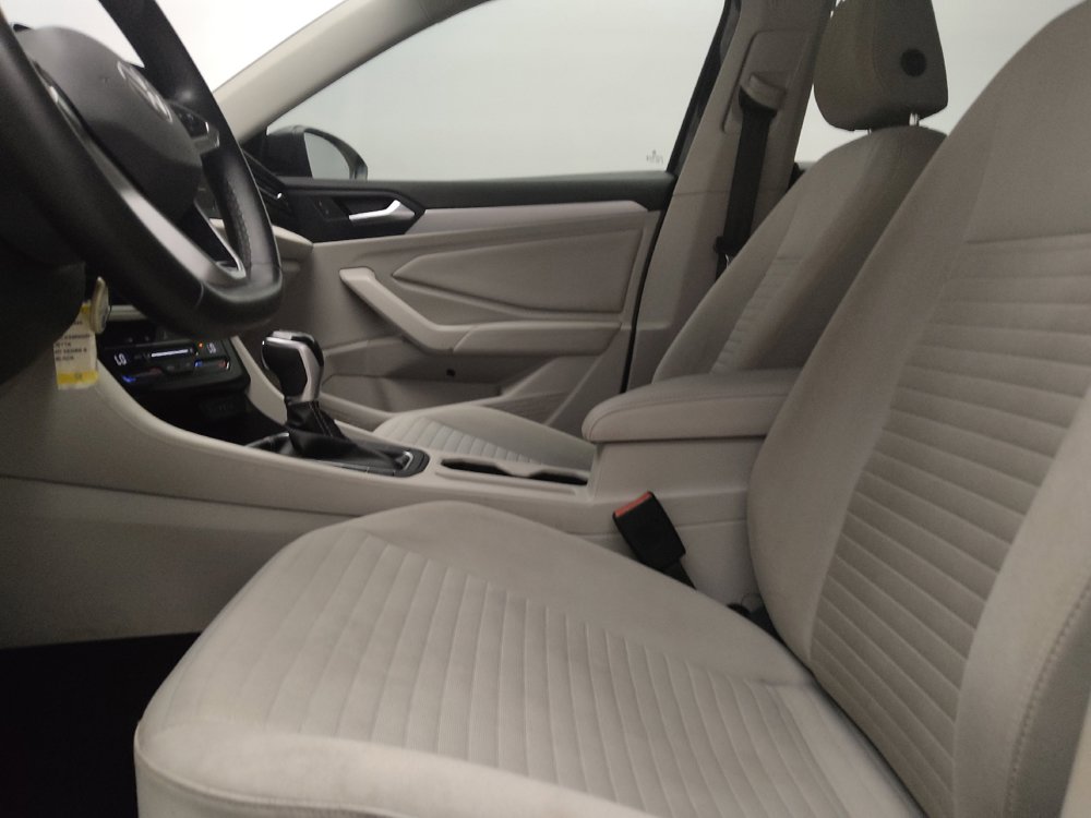 Used 2025 Volkswagen Jetta S FWD image 17
