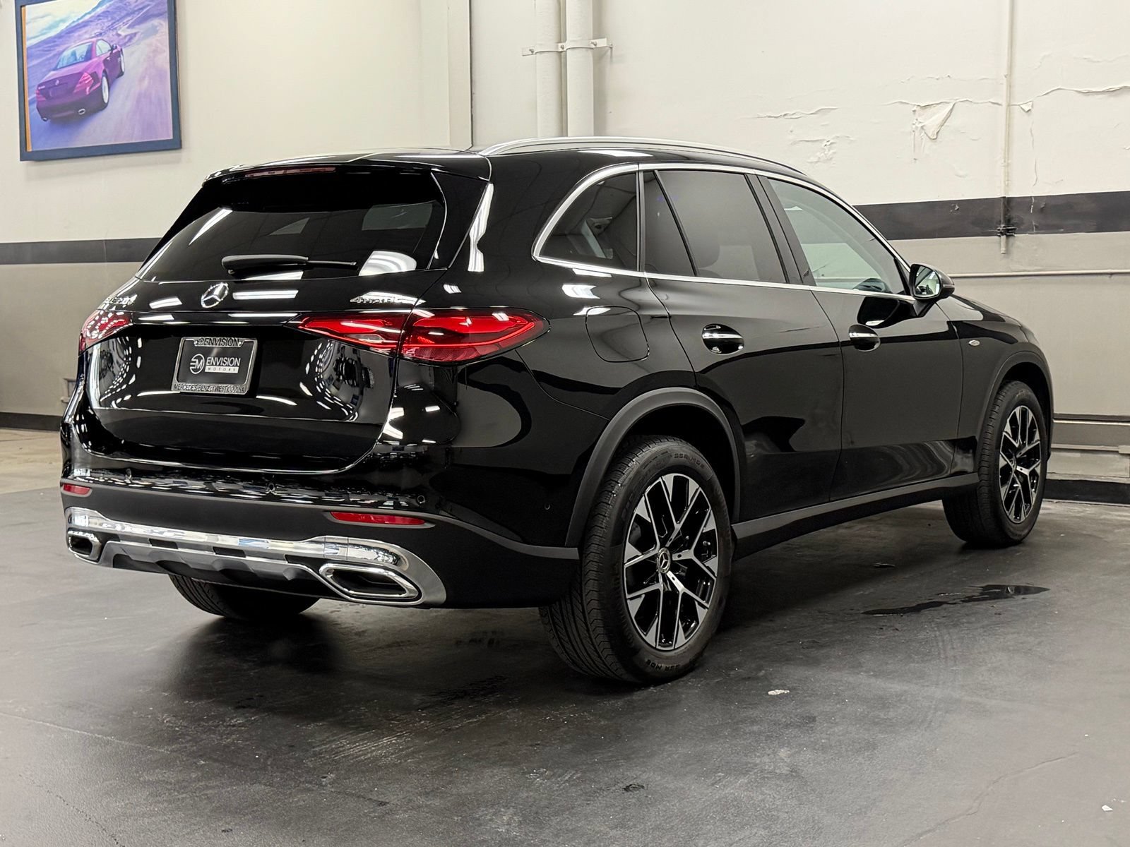 Used 2025 Mercedes-Benz GLC 350e 4MATIC image 13