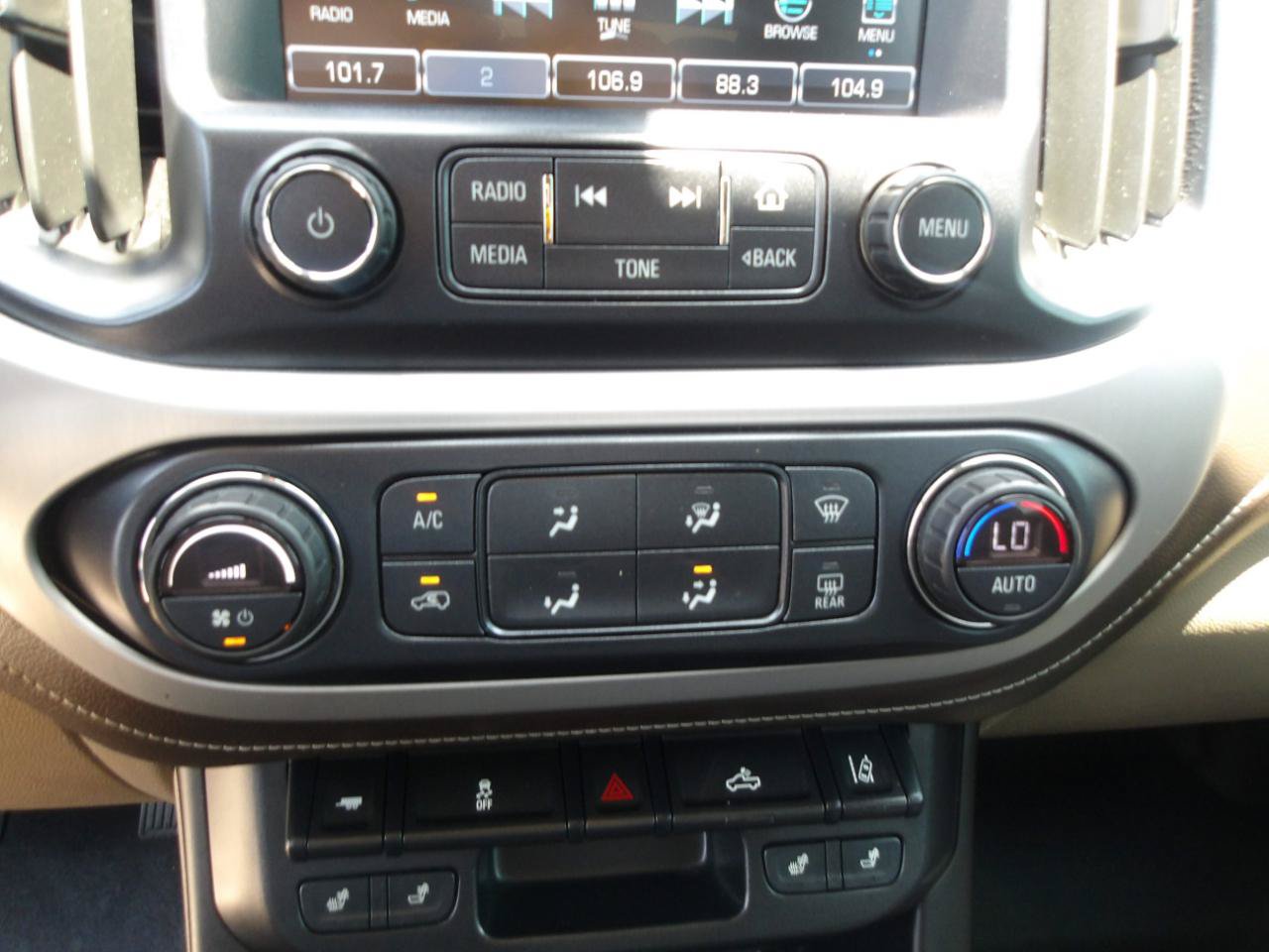 Used 2018 GMC Canyon SLT w/ Driver Alert Package RWD image 24