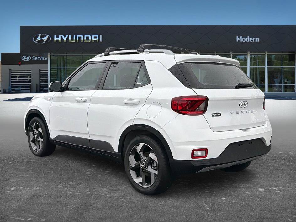 New 2026 Hyundai Venue SEL FWD image 4