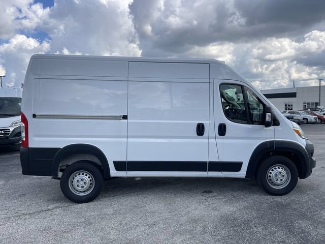 Used 2025 RAM ProMaster 2500 w/ Safety Group FWD image 15