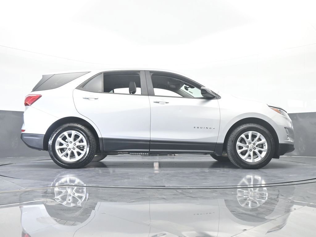 Used 2020 Chevrolet Equinox LS image 57