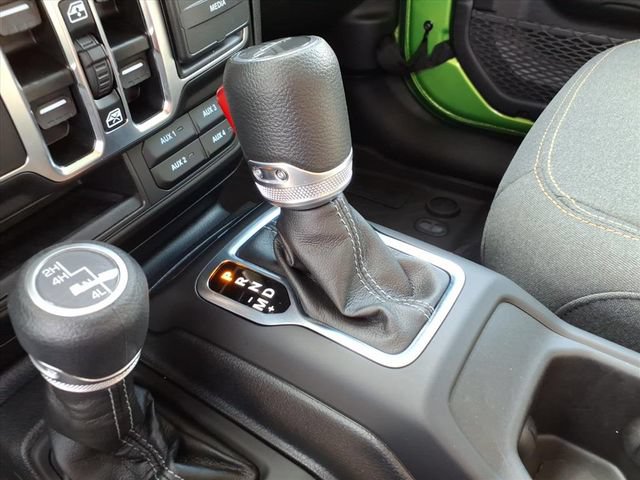 Used 2025 Jeep Gladiator Sport AWD/4WD image 23