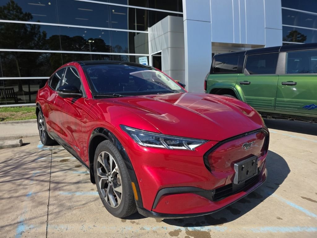 Used 2021 Ford Mustang Mach-E Premium image 2