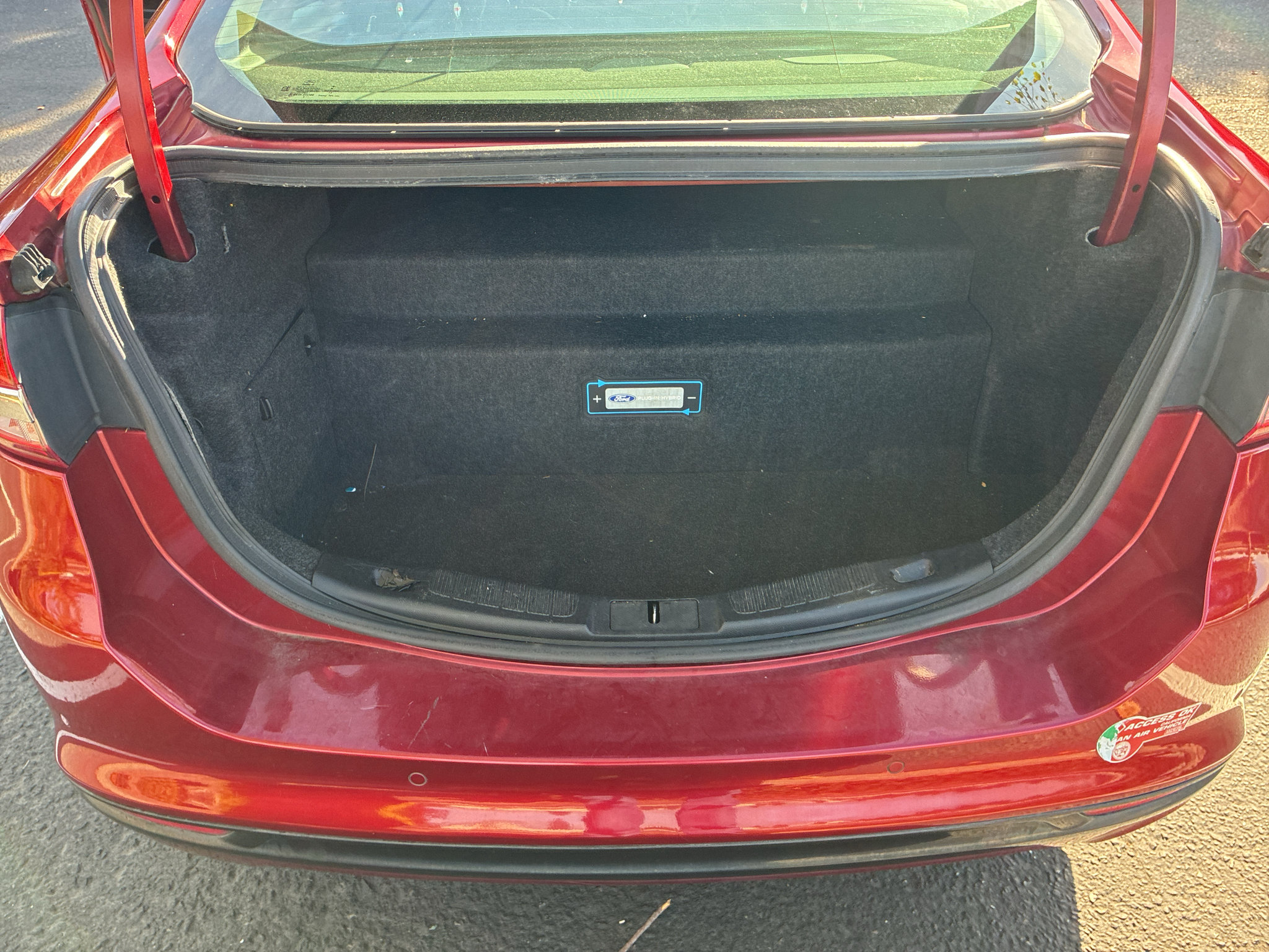 Used 2017 Ford Fusion Energi Titanium FWD image 46
