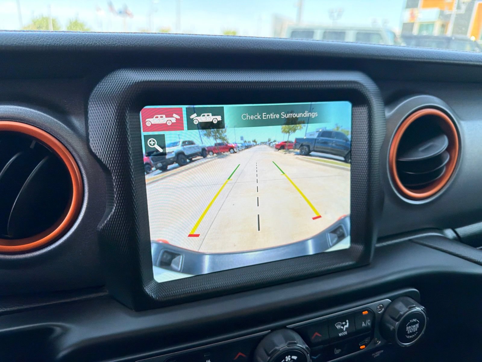 Used 2021 Jeep Gladiator Mojave AWD/4WD image 22