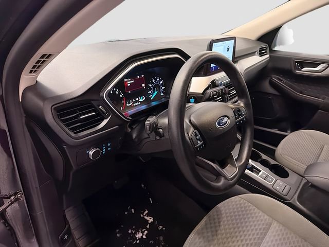 Used 2020 Ford Escape SE image 9