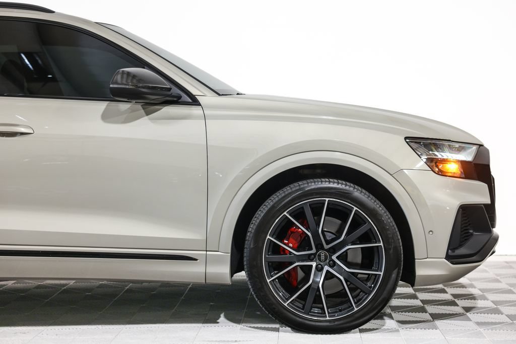 Used 2021 Audi SQ8 Prestige AWD/4WD image 3