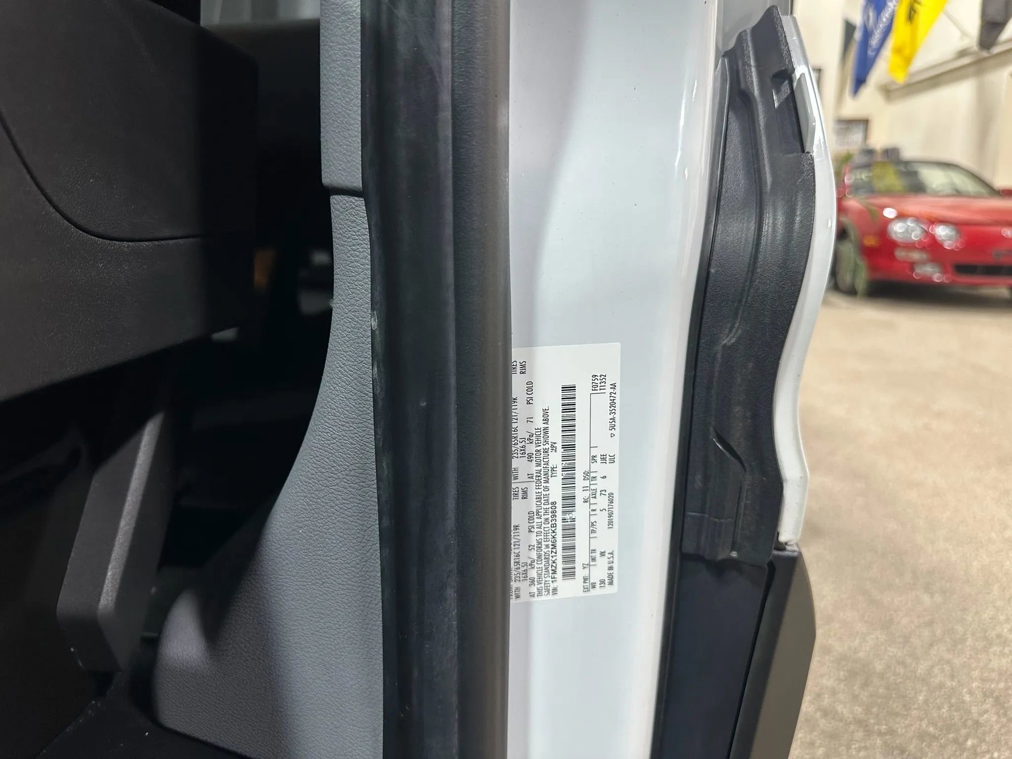 Used 2019 Ford Transit 150 XL image 56