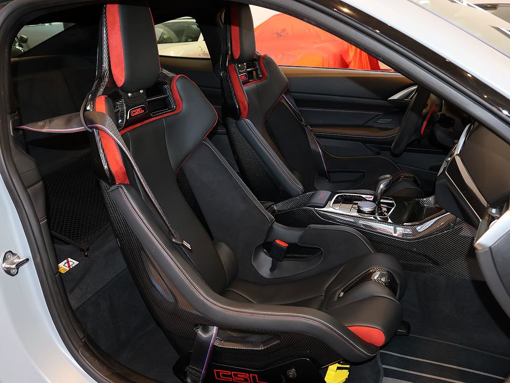 Used 2023 BMW M4 CSL image 21