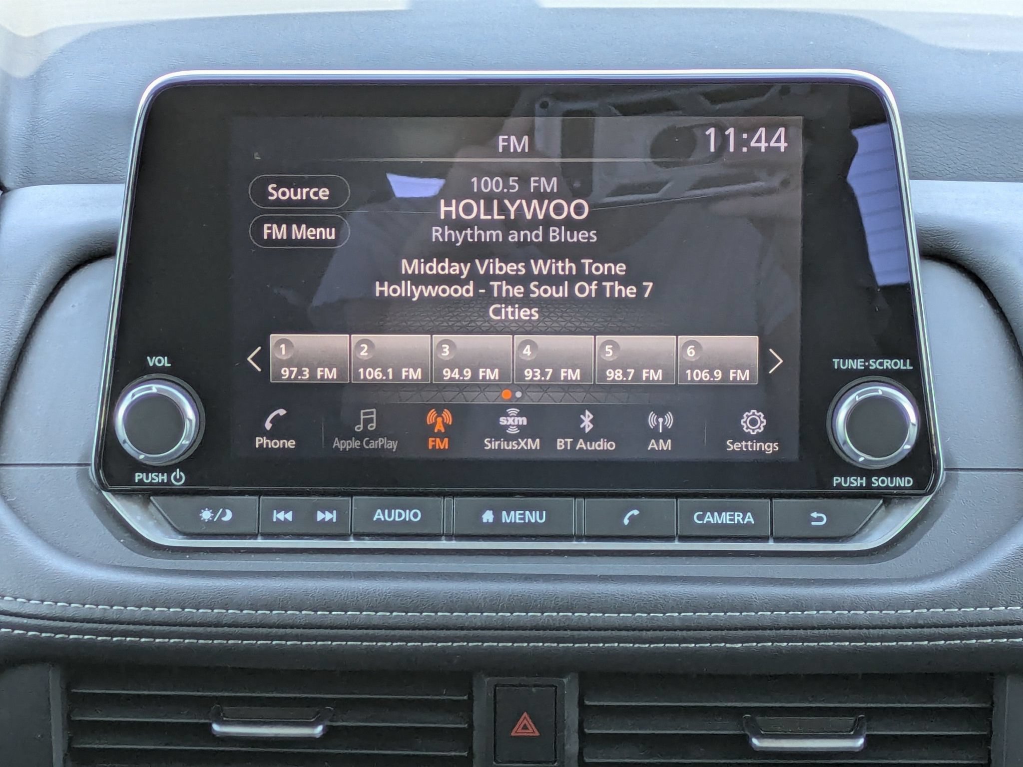 Certified 2026 Nissan Rogue SV FWD image 19