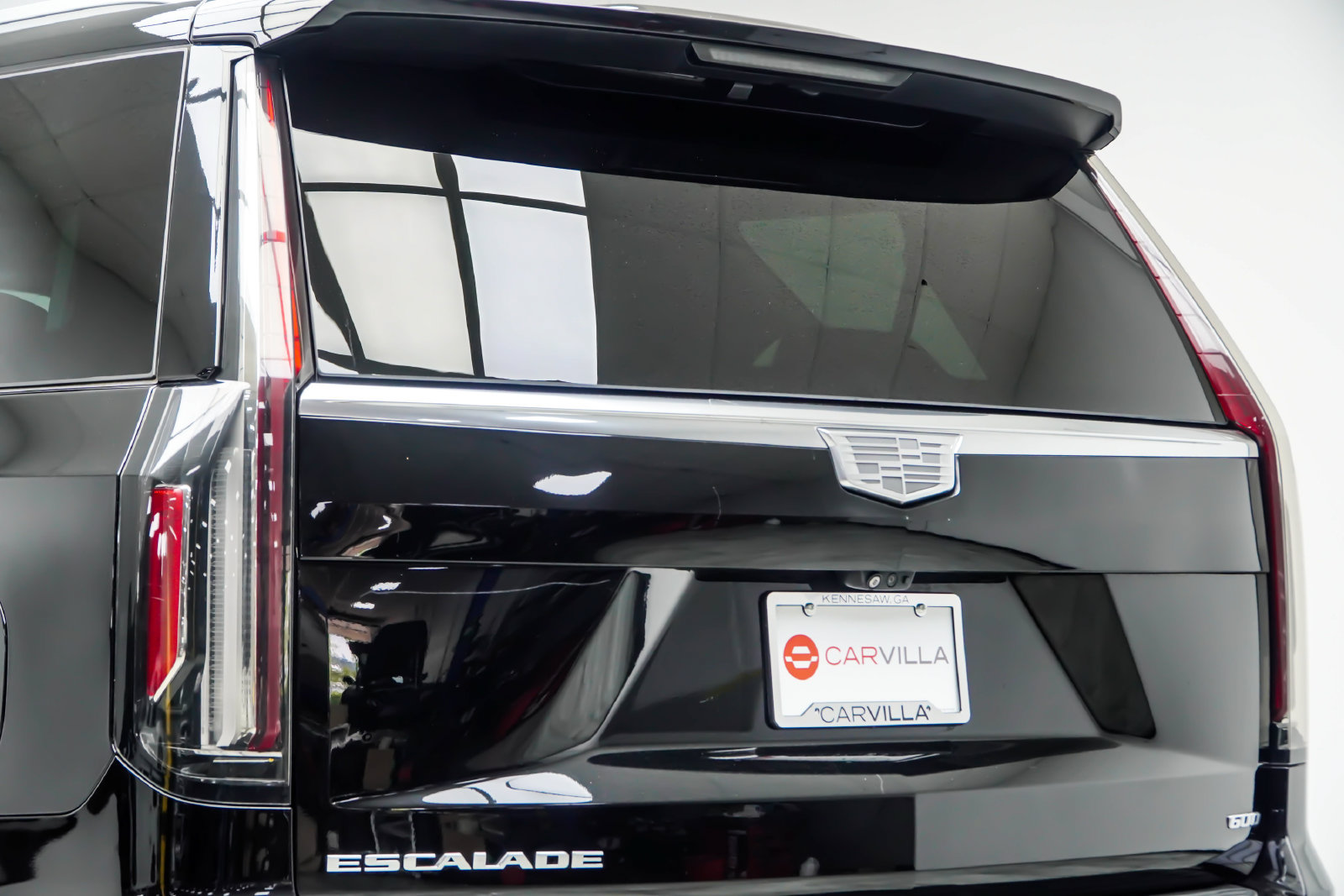 Used 2022 Cadillac Escalade Premium Luxury Platinum w/ LPO, Radiant Package AWD/4WD image 15