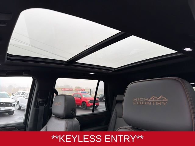 Used 2023 Chevrolet Tahoe High Country image 11