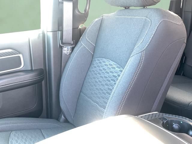 New 2026 RAM 2500 Big Horn AWD/4WD image 47