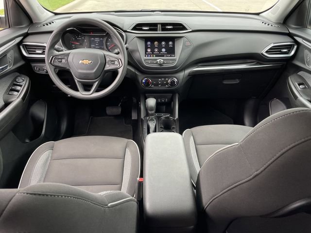Used 2023 Chevrolet TrailBlazer LT FWD image 10