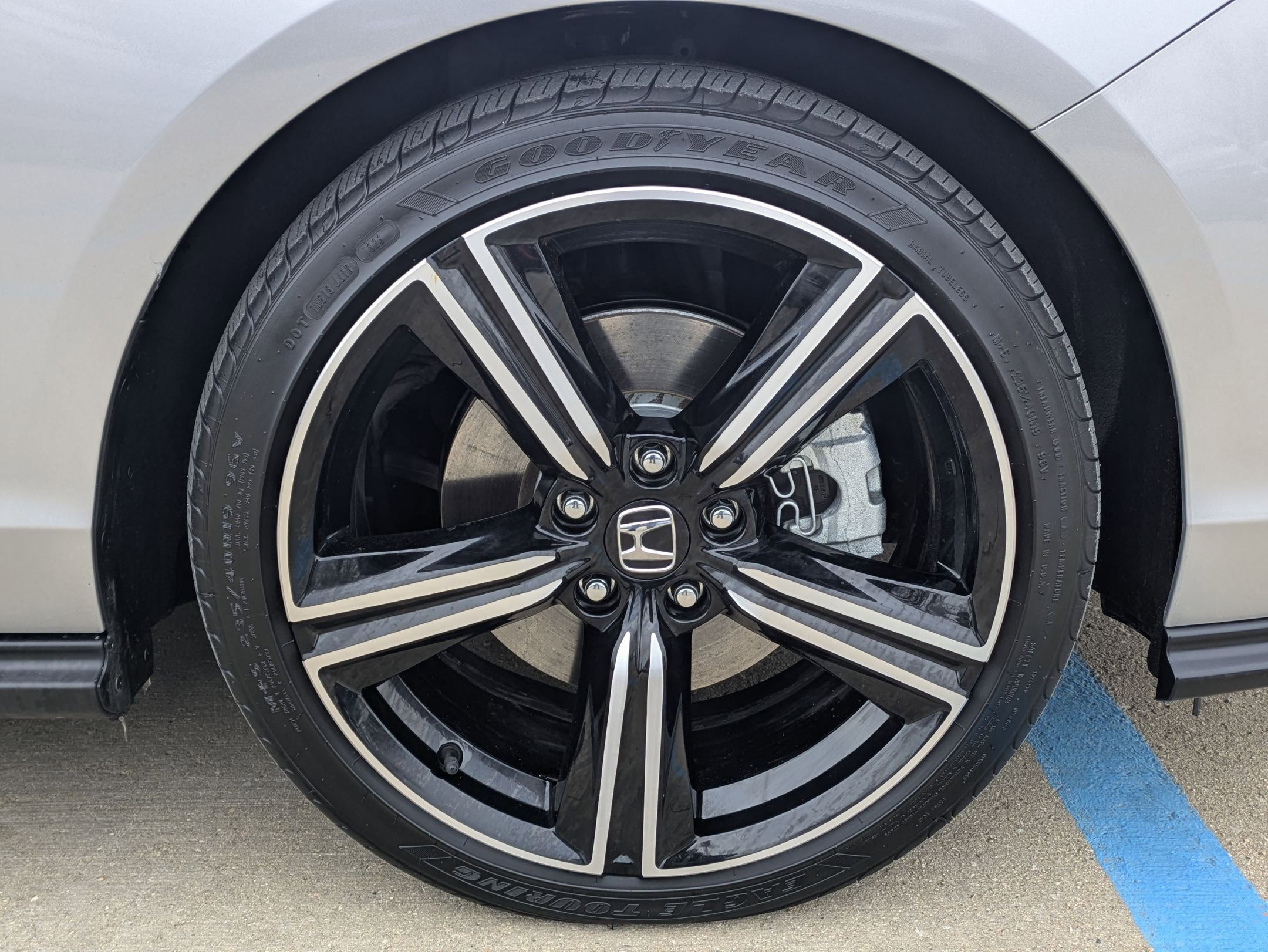 Certified 2023 Honda Accord Sport image 30