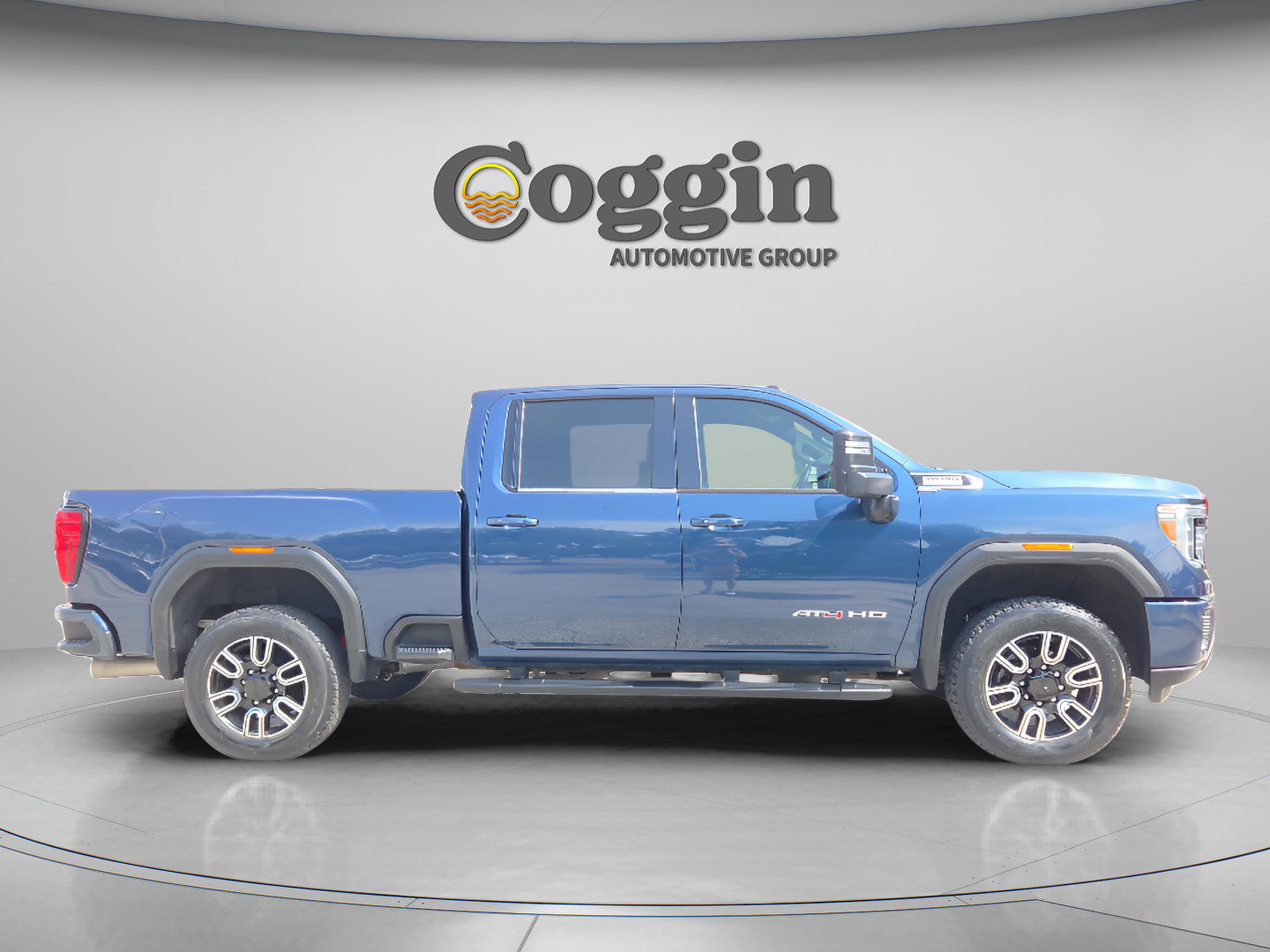 Used 2020 GMC Sierra 2500 AT4 w/ AT4 Premium Package AWD/4WD image 6