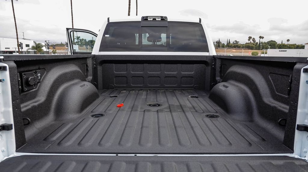 New 2026 RAM 2500 Laramie w/ Night Edition AWD/4WD image 31