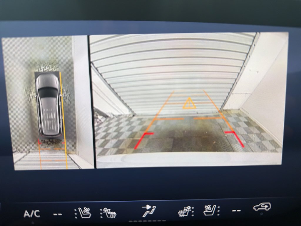 New 2026 Buick Enclave Avenir w/ Super Cruise Package FWD image 11