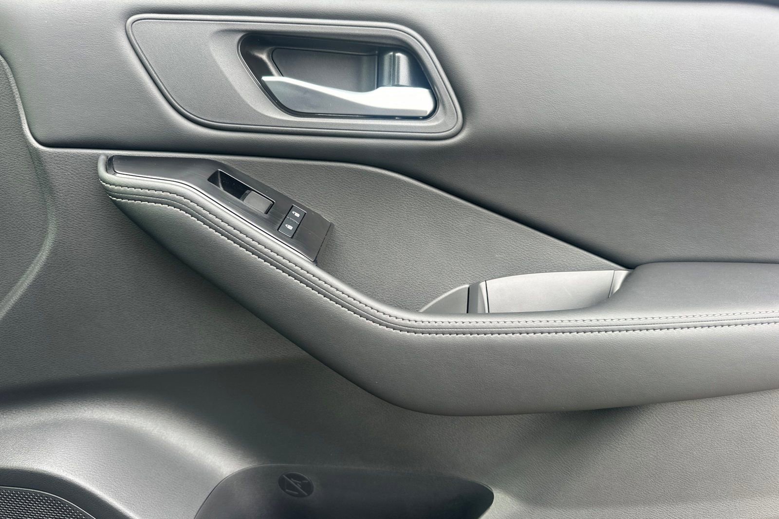 New 2026 Nissan Rogue SV w/ Cold Weather Package image 21