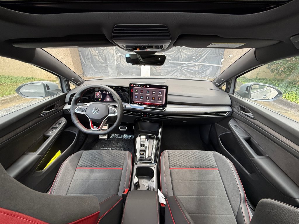 New 2026 Volkswagen GTI SE FWD image 23