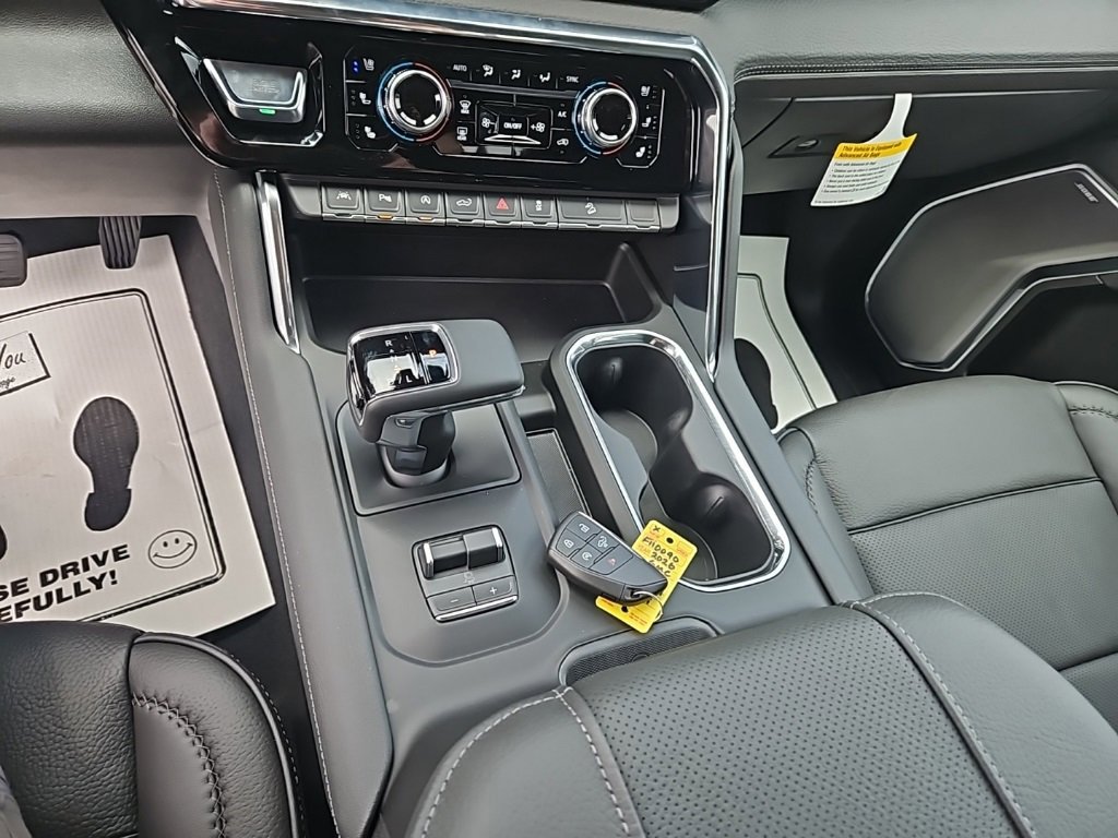 New 2026 GMC Sierra 1500 Denali w/ Denali Reserve Package image 14