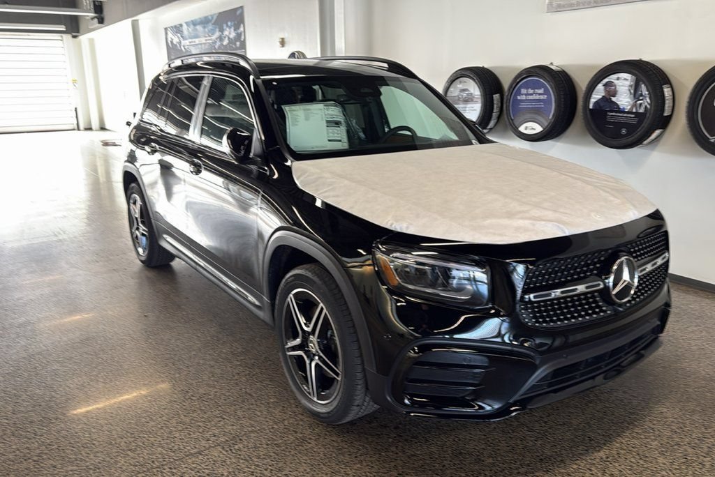 New 2026 Mercedes-Benz GLB 250 4MATIC
