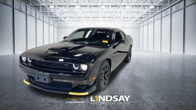 Used 2023 Dodge Challenger R/T w/ Blacktop Package image 5