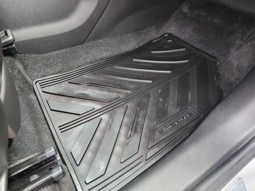 Certified 2022 Buick Encore Preferred image 21