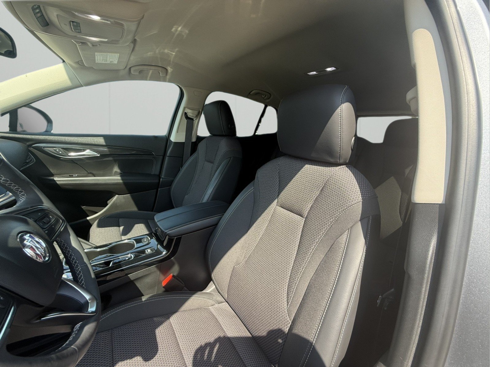 Used 2021 Buick Envision Preferred FWD image 10