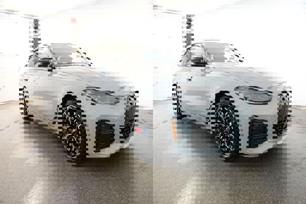 Used 2023 BMW i4 M50 image 3