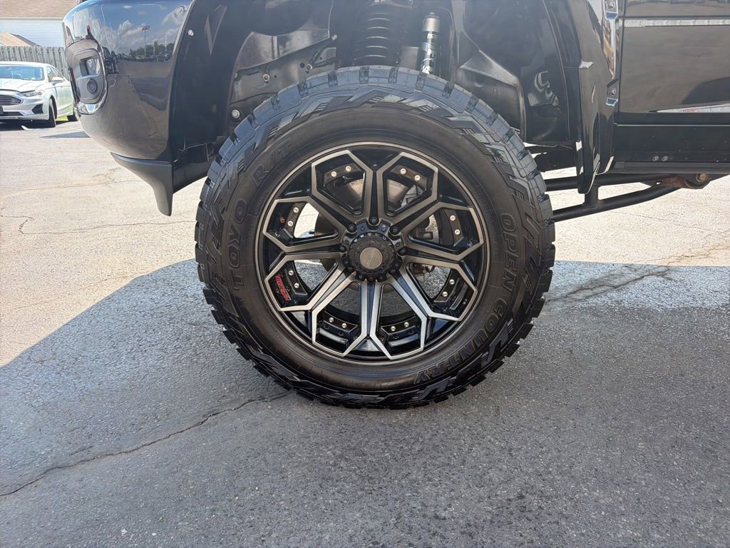 Used 2024 RAM 2500 Big Horn w/ Night Edition AWD/4WD image 46