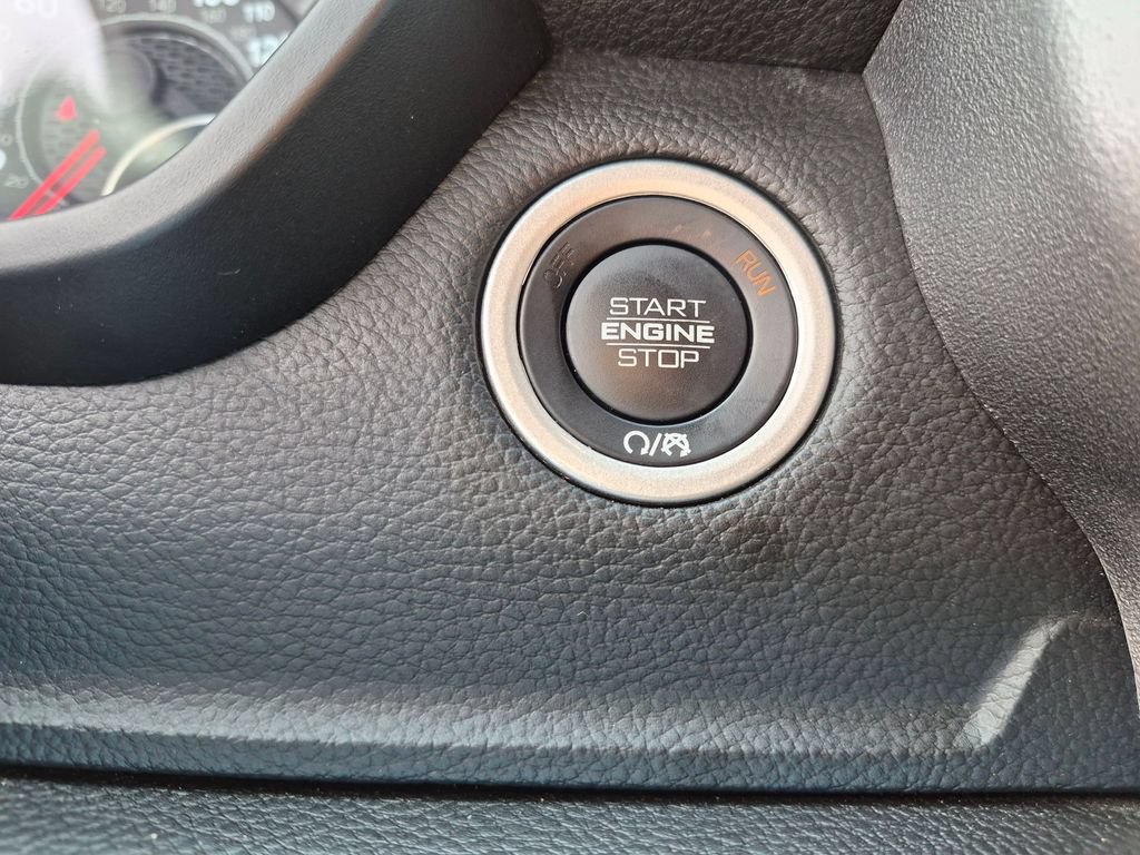 Used 2025 RAM 1500 Big Horn AWD/4WD image 23