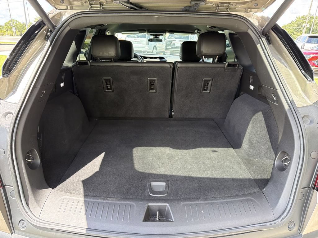 Certified 2023 Cadillac XT5 Luxury FWD image 14