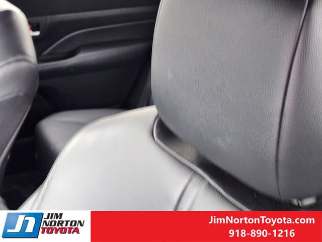 Used 2026 Toyota Grand Highlander FWD image 15