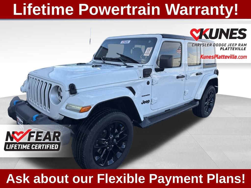 Used 2022 Jeep Wrangler Unlimited Sahara w/ Cold Weather Group image 9